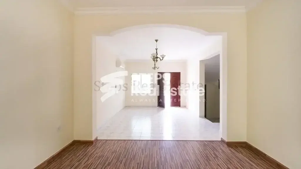 Family Residential  - Not Furnished  - Doha  - Al Thumama  - 3 Bedrooms