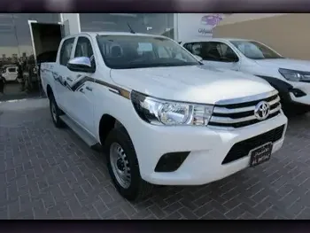 Toyota  Hilux  2024  Automatic  0 Km  4 Cylinder  Four Wheel Drive (4WD)  Pick Up  White  With Warranty