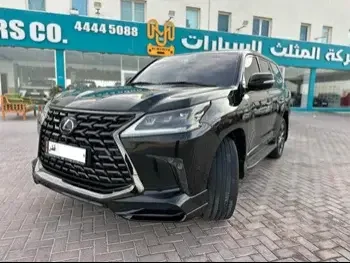 Lexus  LX  570 S Black Edition  2021  Automatic  34,000 Km  8 Cylinder  Four Wheel Drive (4WD)  SUV  Black  With Warranty