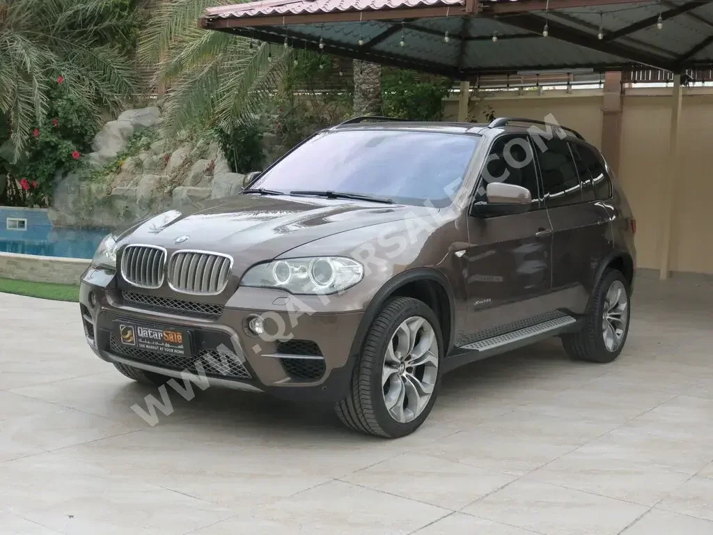 BMW X-Series X5 2013 Automatic 128,000 Km 8 Cylinder Four Wheel Drive (4WD) SUV Brown