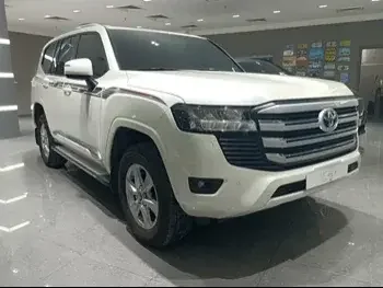 Toyota  Land Cruiser  GXR  2023  Automatic  3,000 Km  6 Cylinder  Four Wheel Drive (4WD)  SUV  White