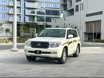 Toyota  Land Cruiser  GX  2010  Automatic  248,000 Km  6 Cylinder  Four Wheel Drive (4WD)  SUV  White