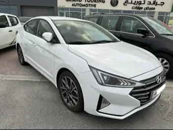 Hyundai  Elantra  2019  Automatic  163,000 Km  4 Cylinder  Front Wheel Drive (FWD)  Sedan  White