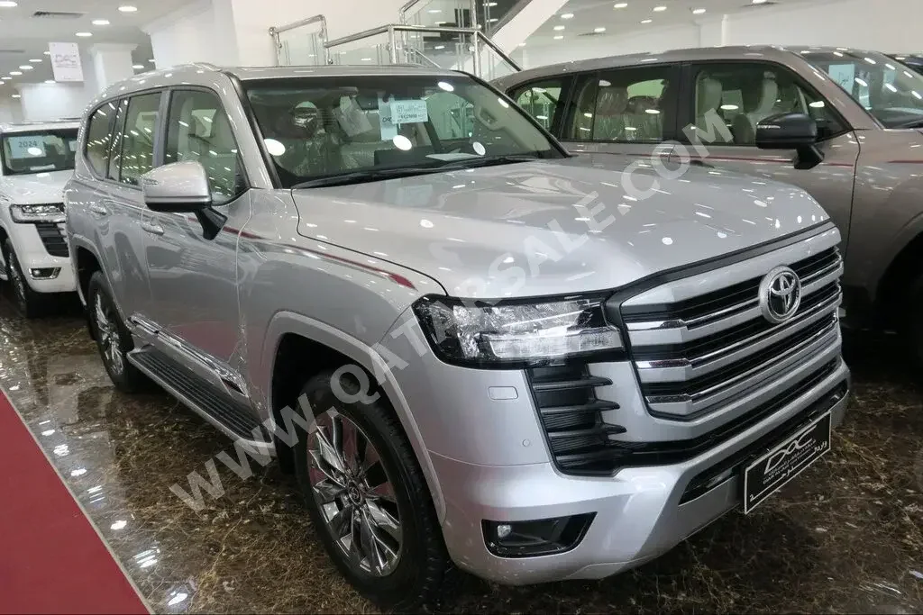 Toyota  Land Cruiser  GXR Twin Turbo  2024  Automatic  0 Km  6 Cylinder  Four Wheel Drive (4WD)  SUV  Silver  With Warranty