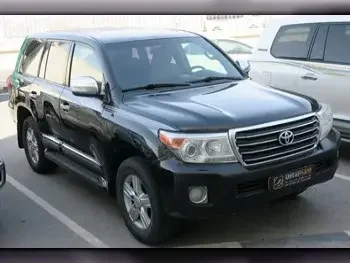  Toyota  Land Cruiser  GXR  2014  Automatic  267,000 Km  6 Cylinder  Four Wheel Drive (4WD)  SUV  Black  With Warranty