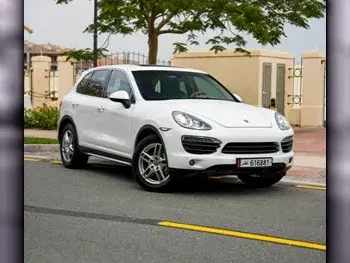 Porsche  Cayenne  S  2013  Automatic  90,000 Km  8 Cylinder  Four Wheel Drive (4WD)  SUV  White