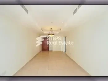 1 Bedrooms  Apartment  For Rent  Doha -  The Pearl  Semi Furnished