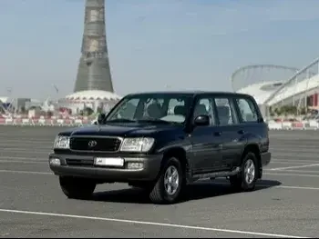 Toyota  Land Cruiser  GXR  2002  Automatic  332,000 Km  6 Cylinder  Four Wheel Drive (4WD)  SUV  Blue