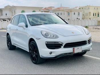 Porsche  Cayenne  2014  Automatic  189,000 Km  6 Cylinder  Four Wheel Drive (4WD)  SUV  White