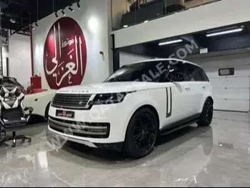 Land Rover  Range Rover  Vogue  2023  Automatic  6,000 Km  6 Cylinder  Four Wheel Drive (4WD)  SUV  White  With Warranty