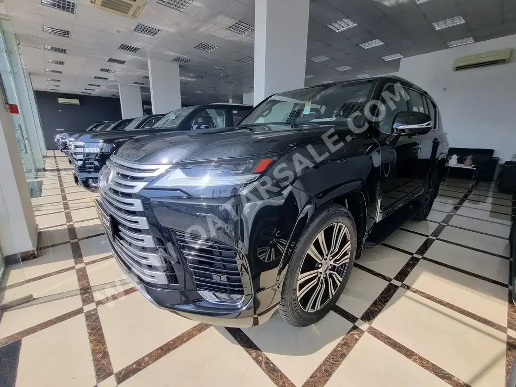 Lexus  LX  600 Luxury  2023  Automatic  0 Km  6 Cylinder  Four Wheel Drive (4WD)  SUV  Black  With Warranty