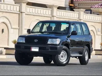 Toyota  Land Cruiser  G  2003  Manual  200,000 Km  6 Cylinder  Four Wheel Drive (4WD)  SUV  Black