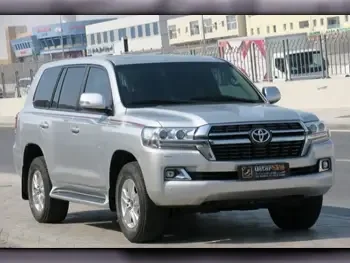 Toyota  Land Cruiser  GXR  2021  Automatic  123,000 Km  6 Cylinder  Four Wheel Drive (4WD)  SUV  Silver