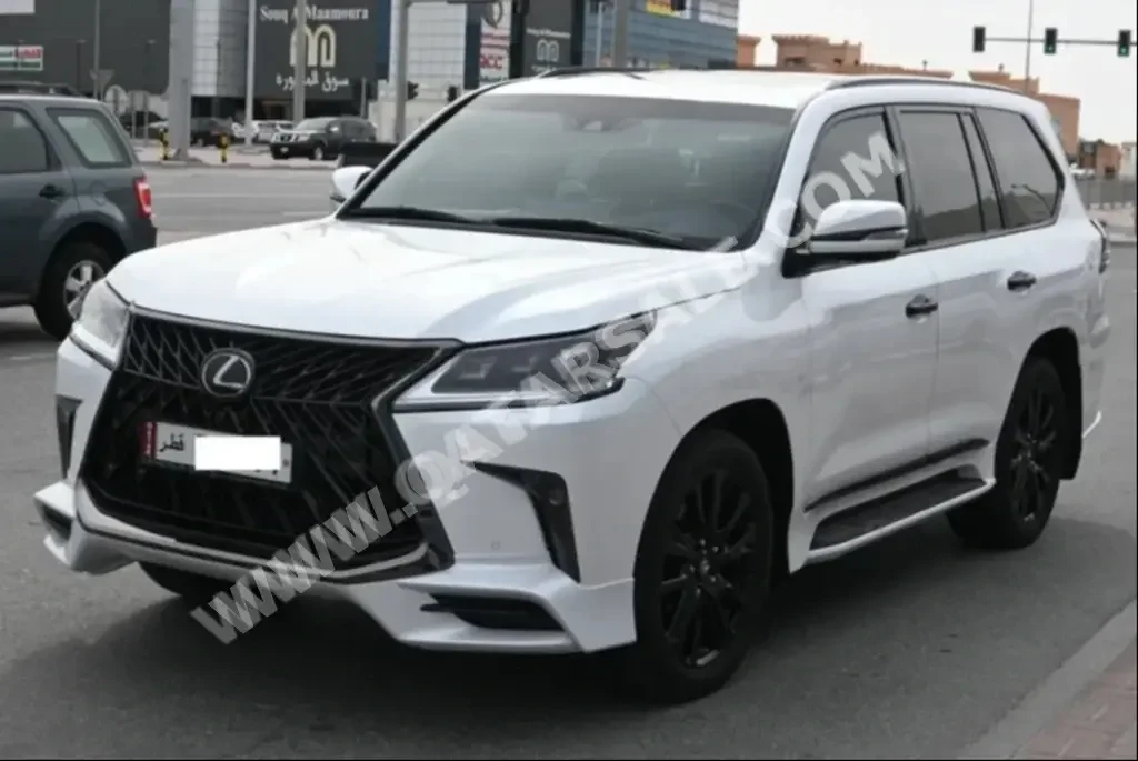 Lexus  LX 570 Black Edition  8 Cylinder  SUV 4x4  White  2019