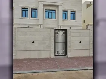 Family Residential  Not Furnished  Al Daayen  Umm Qarn  8 Bedrooms