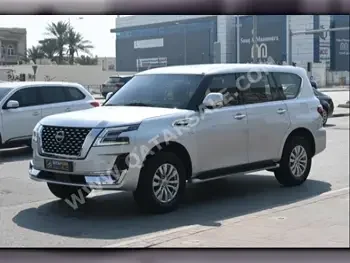  Nissan  Patrol  2015  Automatic  177,000 Km  8 Cylinder  Four Wheel Drive (4WD)  SUV  Silver  With Warranty