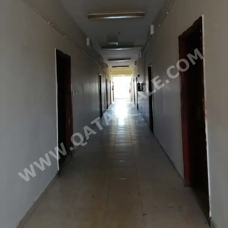 Labour Camp Al Rayyan  Industrial Area  11 Bedrooms  Includes Water & Electricity