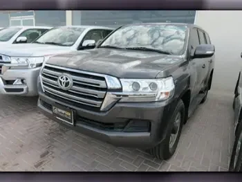 Toyota  Land Cruiser  GXR  2019  Automatic  252,000 Km  6 Cylinder  Four Wheel Drive (4WD)  SUV  Gray