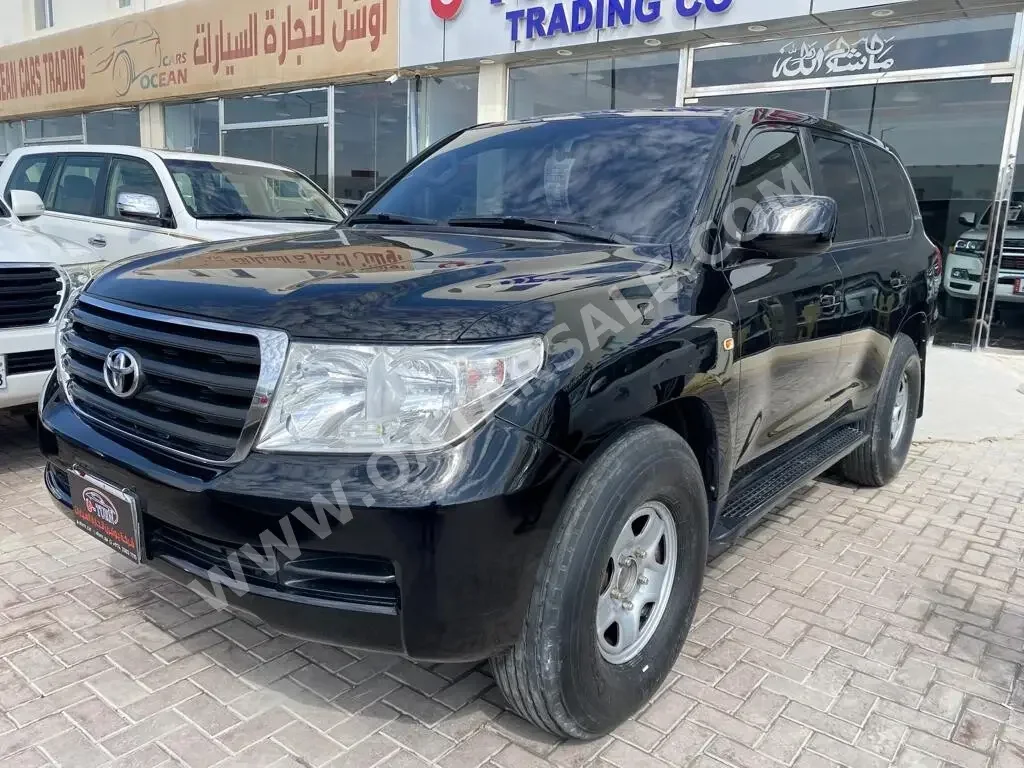 Toyota  Land Cruiser  G  2011  Automatic  288,000 Km  6 Cylinder  Four Wheel Drive (4WD)  SUV  Black