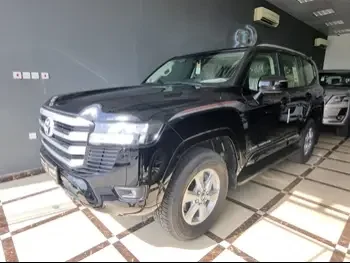 Toyota  Land Cruiser  GXR  2023  Automatic  0 Km  6 Cylinder  Four Wheel Drive (4WD)  SUV  Black  With Warranty