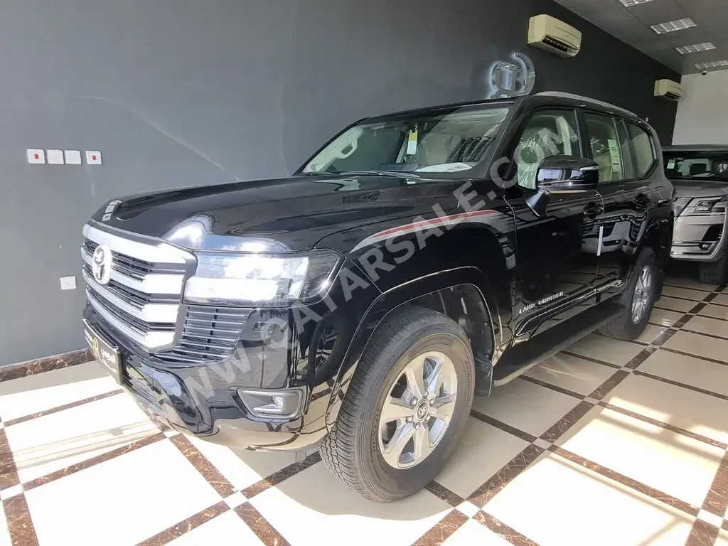 Toyota  Land Cruiser  GXR  2023  Automatic  0 Km  6 Cylinder  Four Wheel Drive (4WD)  SUV  Black  With Warranty