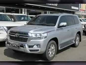 Toyota  Land Cruiser  GXR  2021  Automatic  62,000 Km  8 Cylinder  Four Wheel Drive (4WD)  SUV  Silver