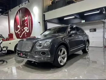  Bentley  Bentayga  2018  Automatic  103,000 Km  12 Cylinder  Four Wheel Drive (4WD)  SUV  Gray  With Warranty