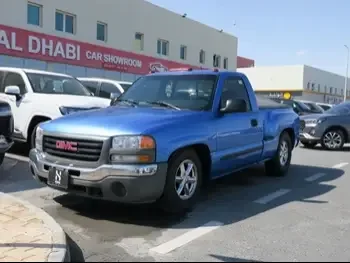 GMC  Sierra  1500  2000  Manual  189,000 Km  8 Cylinder  Four Wheel Drive (4WD)  Pick Up  Blue