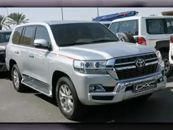 Toyota  Land Cruiser  GXR  2021  Automatic  62,000 Km  6 Cylinder  Four Wheel Drive (4WD)  SUV  Silver