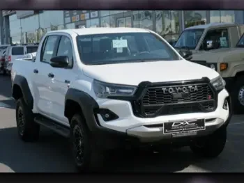 Toyota  Hilux  GR Sport  2024  Automatic  0 Km  6 Cylinder  Four Wheel Drive (4WD)  Pick Up  White  With Warranty