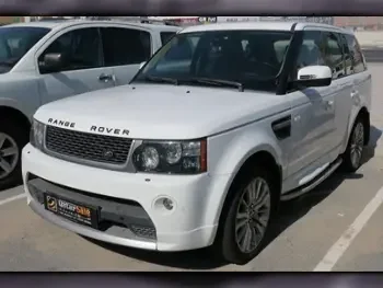 Land Rover  Range Rover  Sport HSE  2013  Automatic  127,000 Km  8 Cylinder  Four Wheel Drive (4WD)  SUV  White