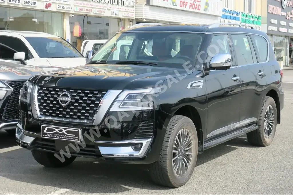 Nissan  Patrol  Platinum  2022  Automatic  9,000 Km  6 Cylinder  Four Wheel Drive (4WD)  SUV  Black  With Warranty