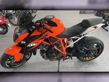 KTM  1290 Super Duke R -  2014 - Color White & Orange