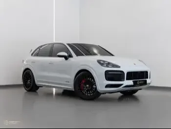 Porsche  Cayenne  GTS  2022  Automatic  26,900 Km  8 Cylinder  Four Wheel Drive (4WD)  SUV  White  With Warranty