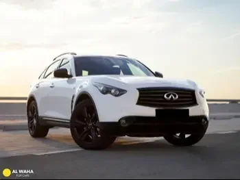 Infiniti  QX  70S  2015  Automatic  53,576 Km  6 Cylinder  Four Wheel Drive (4WD)  SUV  White