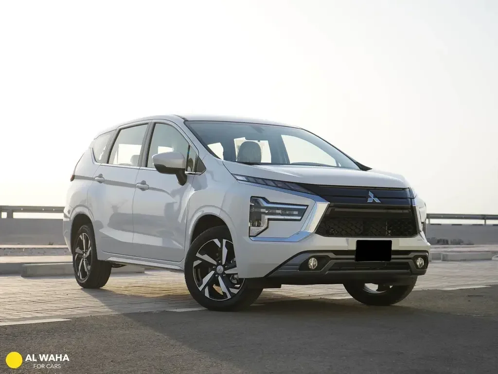 Mitsubishi  Xpander  2024  Automatic  0 Km  4 Cylinder  Front Wheel Drive (FWD)  SUV  White  With Warranty