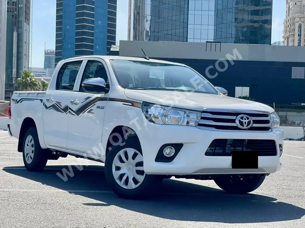 Toyota  Hilux  2024  Automatic  0 Km  4 Cylinder  Rear Wheel Drive (RWD)  Pick Up  White  With Warranty