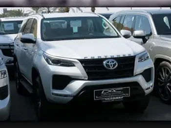 Toyota  Fortuner  2024  Automatic  0 Km  4 Cylinder  Four Wheel Drive (4WD)  SUV  White  With Warranty