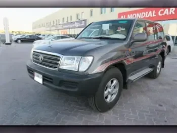 Toyota  Land Cruiser  GX  2003  Manual  400,000 Km  6 Cylinder  Four Wheel Drive (4WD)  SUV  Gray