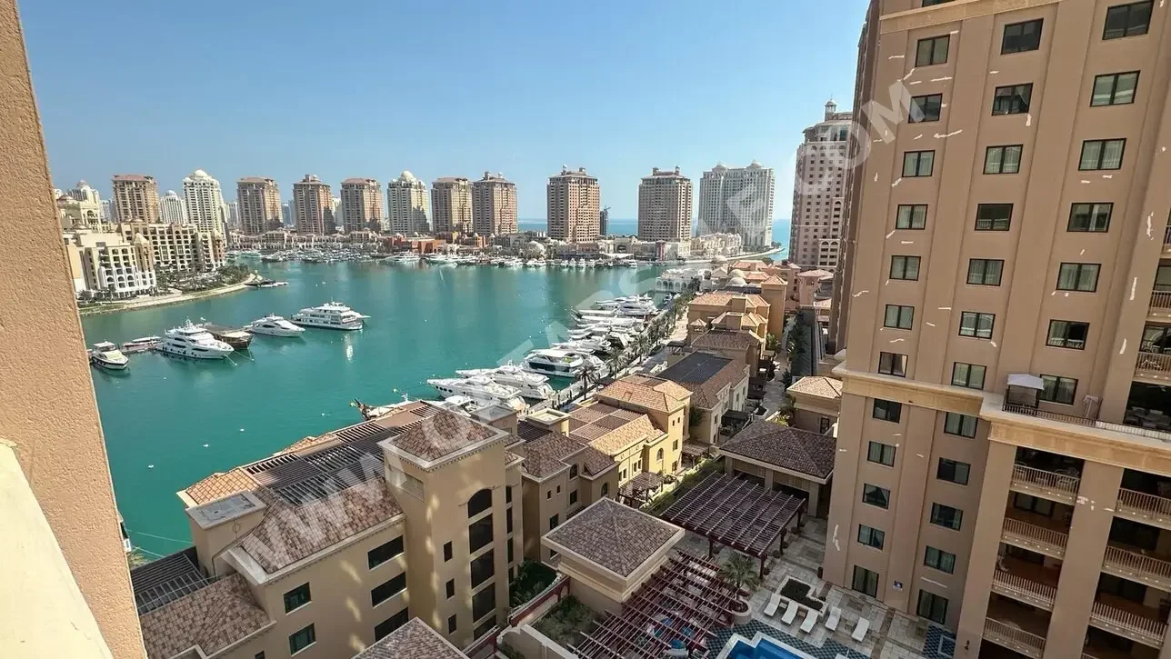 1 Bedrooms  Apartment  For Rent  Doha -  The Pearl  Fully Furnished