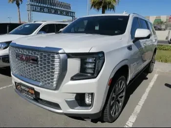 GMC  Yukon  Denali  2021  Automatic  73,000 Km  8 Cylinder  Four Wheel Drive (4WD)  SUV  White  With Warranty