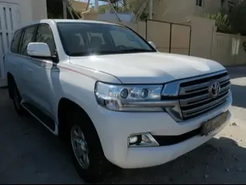 Toyota  Land Cruiser  GXR  2019  Automatic  241,000 Km  6 Cylinder  Four Wheel Drive (4WD)  SUV  White