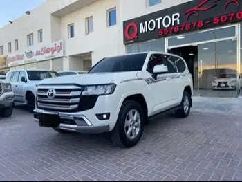 Toyota  Land Cruiser  GXR  2022  Automatic  47,000 Km  6 Cylinder  Four Wheel Drive (4WD)  SUV  White  With Warranty