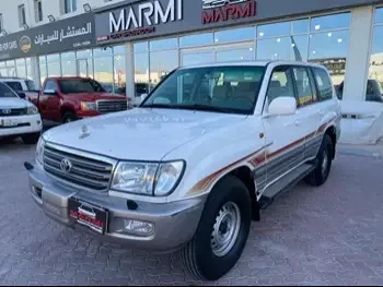 Toyota  Land Cruiser  GXR  2004  Automatic  358,000 Km  6 Cylinder  Four Wheel Drive (4WD)  SUV  Beige