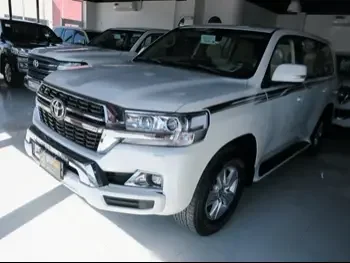 Toyota  Land Cruiser  GXR  2021  Automatic  66,000 Km  6 Cylinder  Four Wheel Drive (4WD)  SUV  White