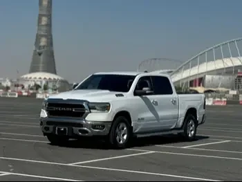 Dodge  Ram  1500  2019  Automatic  53,000 Km  8 Cylinder  Four Wheel Drive (4WD)  Pick Up  White  With Warranty