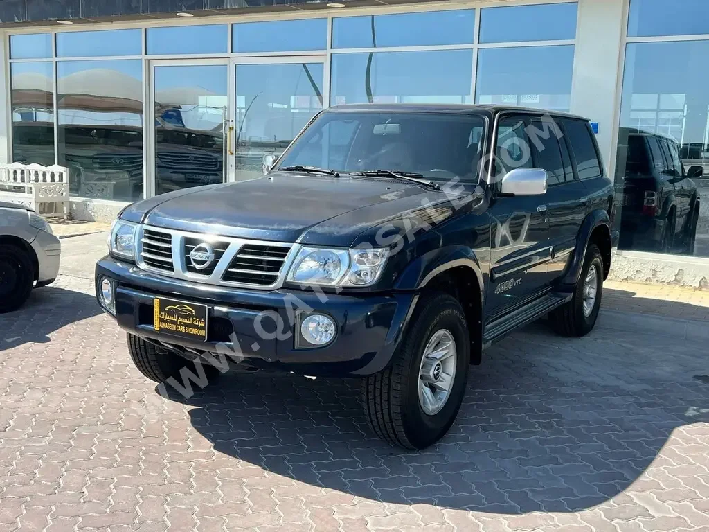 نيسان  باترول  سفاري  2003  عادي  285,000 كم  6 سلندر  دفع رباعي  اس يو في  ازرق