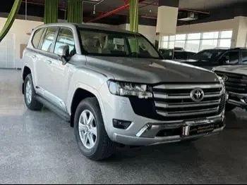 Toyota  Land Cruiser  GXR  2024  Automatic  470 Km  6 Cylinder  Four Wheel Drive (4WD)  SUV  Silver  With Warranty