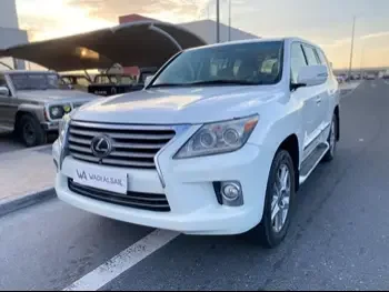 Lexus  LX  570  2009  Automatic  264,000 Km  8 Cylinder  Four Wheel Drive (4WD)  SUV  White