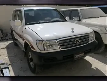 Toyota  Land Cruiser  GX  2005  Automatic  390,000 Km  6 Cylinder  Four Wheel Drive (4WD)  SUV  White